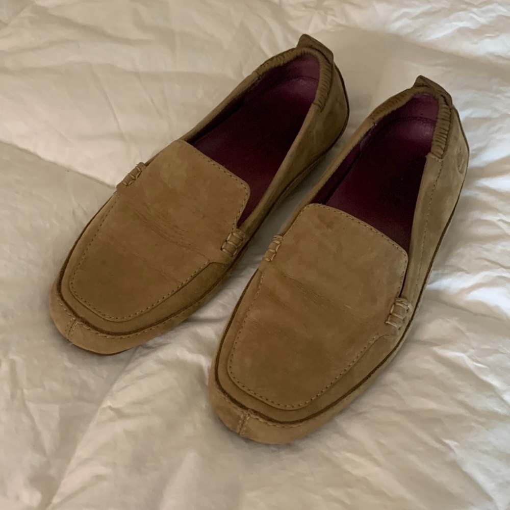 Eastland driving loafers Tan suede 6.5 EUC women’s  comfort support classic